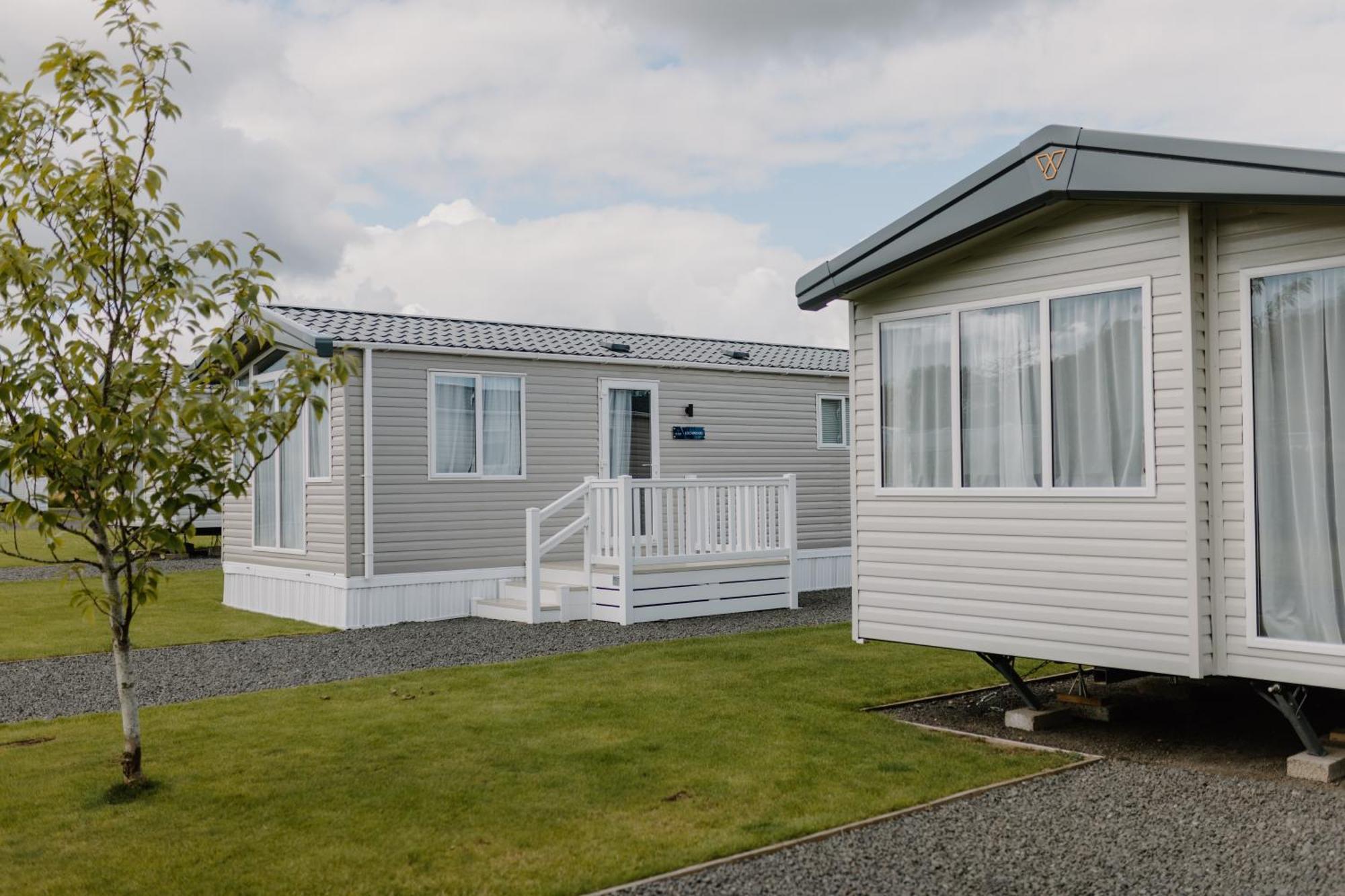 Linwater Caravan Park - Luxury Lodges And Static Caravans Near Edinburgh Newbridge  Exterior foto